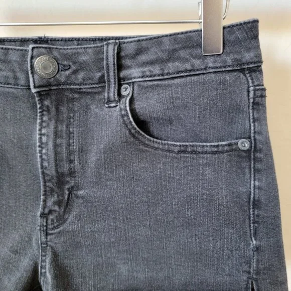 American Eagle Outfitters Hi-Rise Shortie Black Denim Jean Shorts - Picture 5 of 16